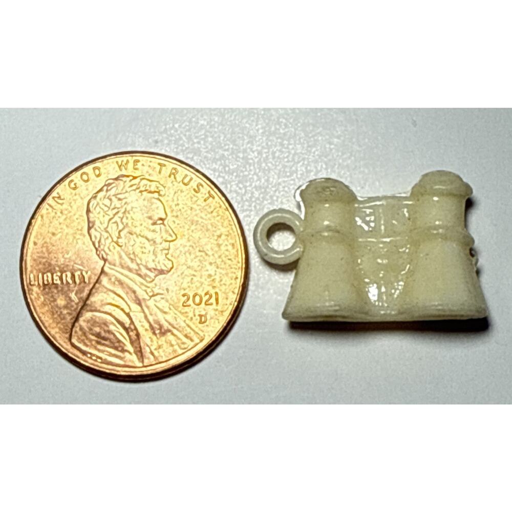 White‎ Bionoculars Vintage Cracker Jack Charm 1N